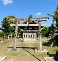 八幡社(堀之内)の{uncategorized: "未分類", other: "その他", undefined: "問題あり", building: "その他建物", grave: "お墓", sacred_gate: "鳥居", guardian: "狛犬", statue: "像", buddha: "仏像", history: "歴史", nature: "自然", garden: "庭園", animal: "動物", pagoda: "塔", temizu: "手水舎", mountain_gate: "山門・神門", sanctuary: "本殿・本堂", subordinate: "末社・摂社", art: "芸術", scenery: "景色", jizo: "地蔵", ema: "絵馬", goshuin: "御朱印", omikuji: "おみくじ", items: "授与品その他", amulet: "お守り", goshuincho: "御朱印帳", eats: "食事", festival: "お祭り", votive_dance: "神楽", shichigosan: "七五三参", wedding: "結婚式", experience: "体験その他", initially: "初詣", around: "周辺", anti_infection: "感染症対策"}