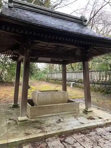 堀出神社の手水舎