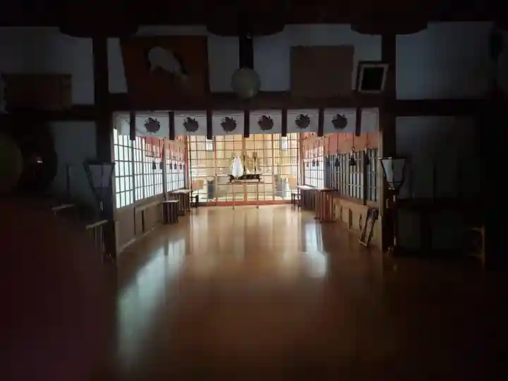 稲村神社の本殿・本堂