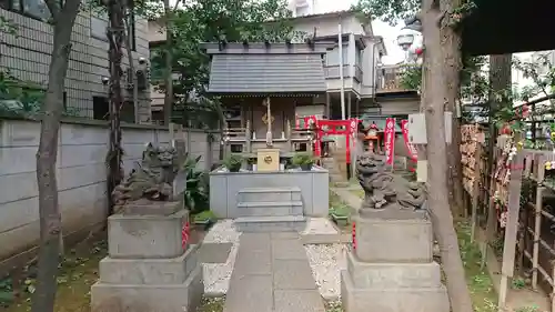高円寺氷川神社の末社・摂社