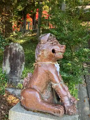 八王子神社の狛犬