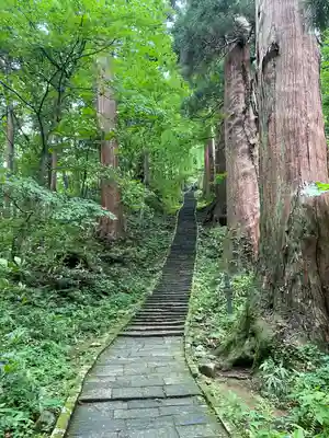 出羽神社(出羽三山神社)～三神合祭殿～(山形県)