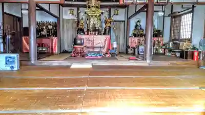 清閑寺の本殿・本堂