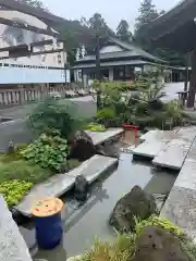 白鷺神社の庭園