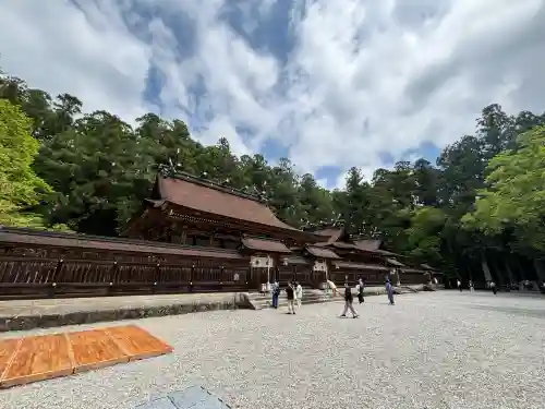 熊野本宮大社の{uncategorized: "未分類", other: "その他", undefined: "問題あり", building: "その他建物", grave: "お墓", sacred_gate: "鳥居", guardian: "狛犬", statue: "像", buddha: "仏像", history: "歴史", nature: "自然", garden: "庭園", animal: "動物", pagoda: "塔", temizu: "手水舎", mountain_gate: "山門・神門", sanctuary: "本殿・本堂", subordinate: "末社・摂社", art: "芸術", scenery: "景色", jizo: "地蔵", ema: "絵馬", goshuin: "御朱印", omikuji: "おみくじ", items: "授与品その他", amulet: "お守り", goshuincho: "御朱印帳", eats: "食事", festival: "お祭り", votive_dance: "神楽", shichigosan: "七五三参", wedding: "結婚式", experience: "体験その他", initially: "初詣", around: "周辺", anti_infection: "感染症対策"}
