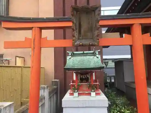 稲荷神社の鳥居