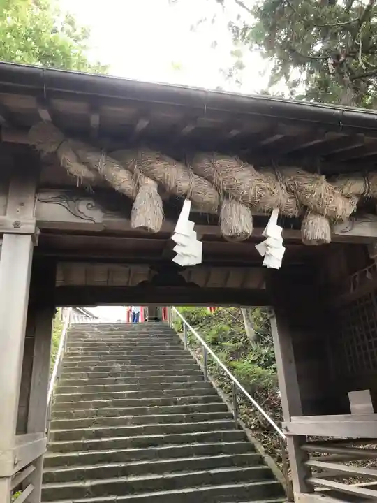塩冶神社の山門・神門