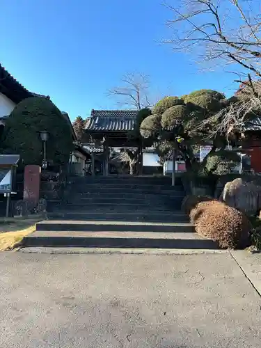 柳沢寺の山門