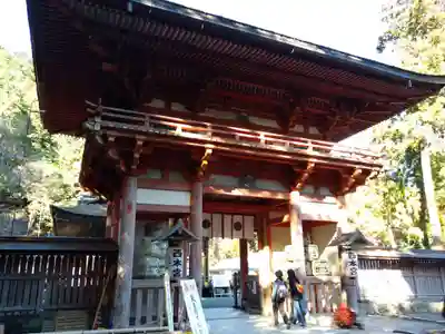 日吉大社の山門・神門