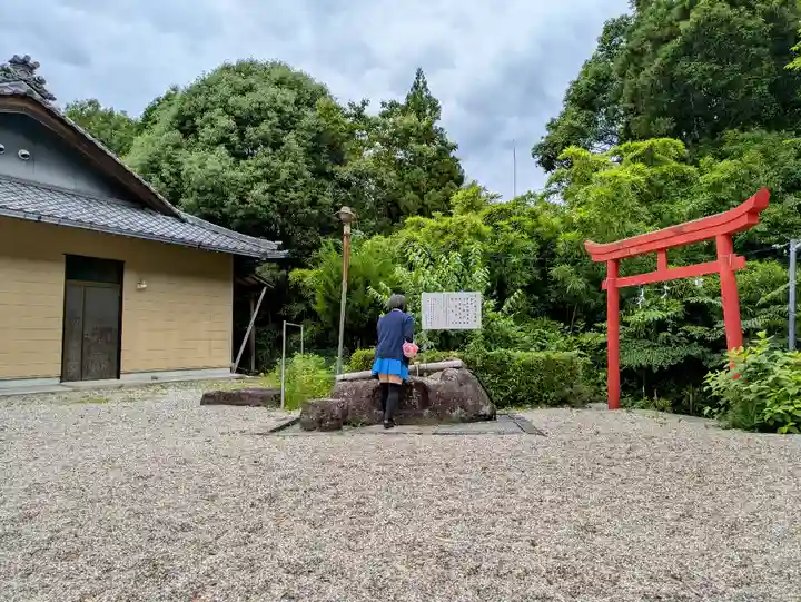 曽野稲荷神社の手水舎