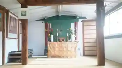 言成地蔵尊の本殿・本堂