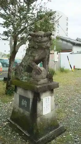 駒形神社の狛犬