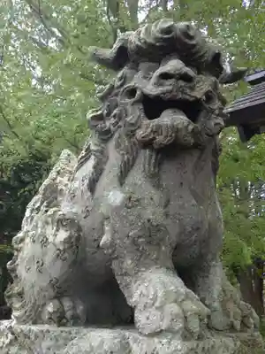 辨華別神社の狛犬