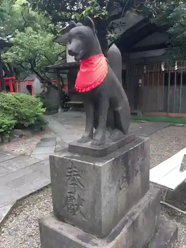 三囲神社の狛犬