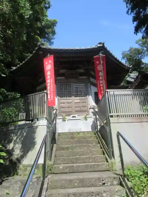 岩殿寺の建物その他