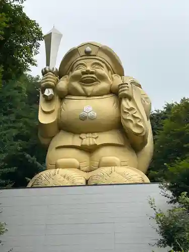 中之嶽神社の像