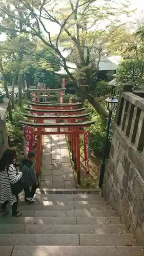 花園稲荷神社の鳥居