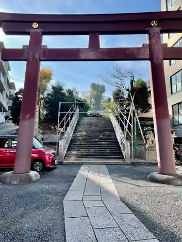 白金氷川神社の鳥居