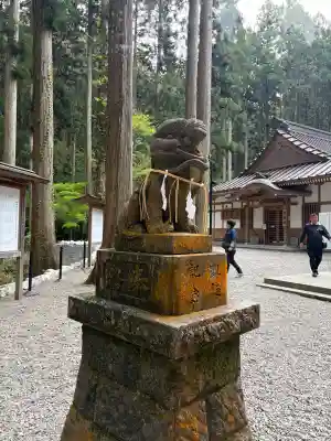 御岩神社の{uncategorized: "未分類", other: "その他", undefined: "問題あり", building: "その他建物", grave: "お墓", sacred_gate: "鳥居", guardian: "狛犬", statue: "像", buddha: "仏像", history: "歴史", nature: "自然", garden: "庭園", animal: "動物", pagoda: "塔", temizu: "手水舎", mountain_gate: "山門・神門", sanctuary: "本殿・本堂", subordinate: "末社・摂社", art: "芸術", scenery: "景色", jizo: "地蔵", ema: "絵馬", goshuin: "御朱印", omikuji: "おみくじ", items: "授与品その他", amulet: "お守り", goshuincho: "御朱印帳", eats: "食事", festival: "お祭り", votive_dance: "神楽", shichigosan: "七五三参", wedding: "結婚式", experience: "体験その他", initially: "初詣", around: "周辺", anti_infection: "感染症対策"}