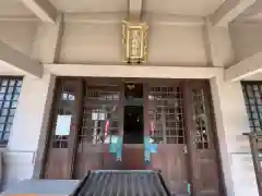 高山神社の本殿