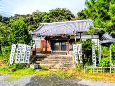 甘露寺の本殿・本堂