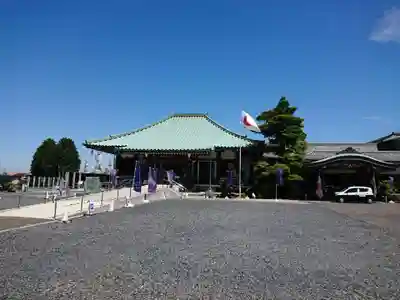 洞泉寺の本殿・本堂