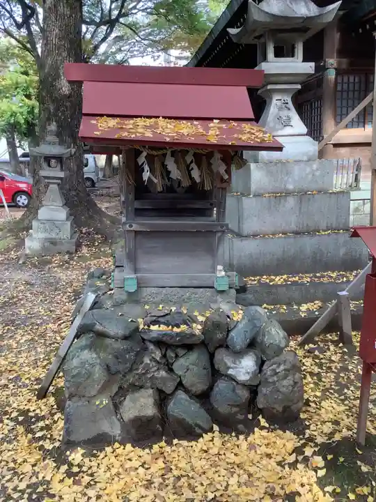闇之森八幡社の末社・摂社