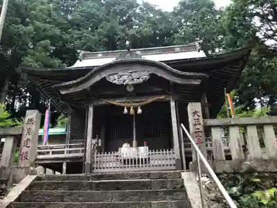 坂本八幡神社の本殿・本堂