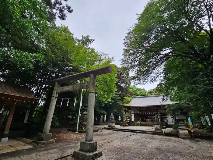 三ケ尻八幡神社の建物その他