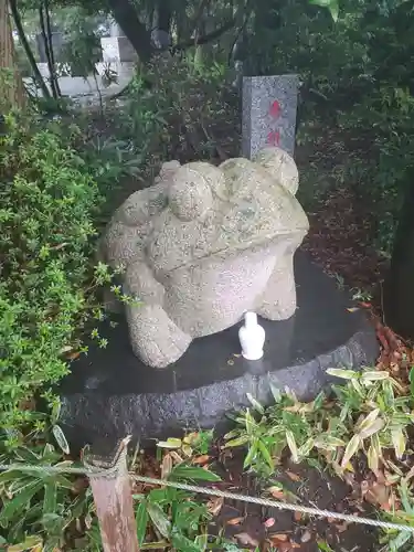 富知六所浅間神社の狛犬