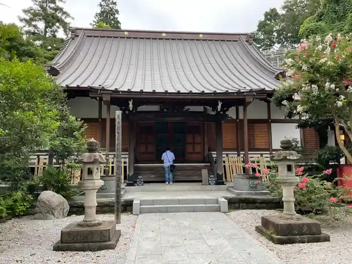 常倫寺の本殿