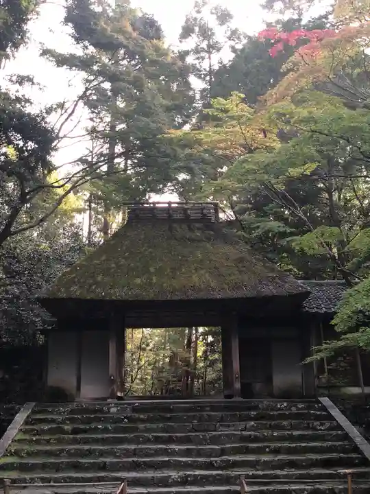 法然院の山門・神門