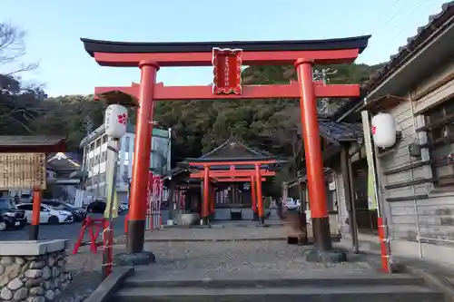 多度稲荷神社の鳥居