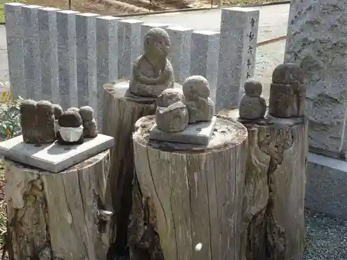 伊勢原 法泉寺の地蔵