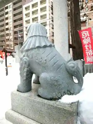 北海道神宮頓宮の狛犬