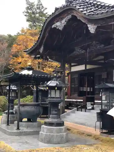 東大寺別院阿弥陀寺の本殿