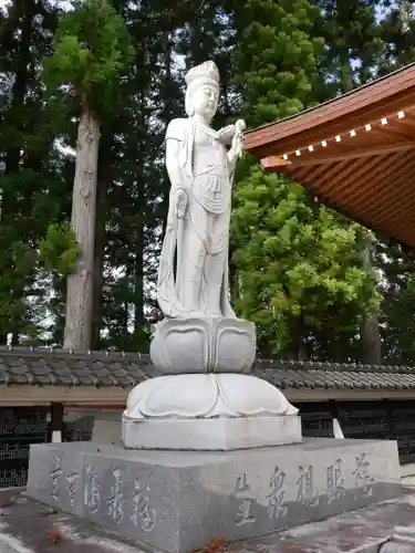 頼岳寺の仏像