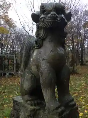中小屋神社の狛犬