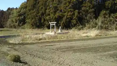 鹿島荘下のお社の周辺