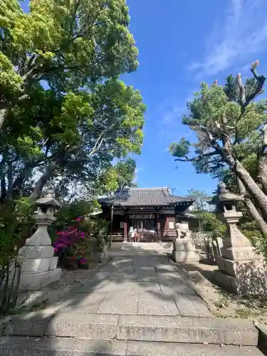 安居神社の{uncategorized: "未分類", other: "その他", undefined: "問題あり", building: "その他建物", grave: "お墓", sacred_gate: "鳥居", guardian: "狛犬", statue: "像", buddha: "仏像", history: "歴史", nature: "自然", garden: "庭園", animal: "動物", pagoda: "塔", temizu: "手水舎", mountain_gate: "山門・神門", sanctuary: "本殿・本堂", subordinate: "末社・摂社", art: "芸術", scenery: "景色", jizo: "地蔵", ema: "絵馬", goshuin: "御朱印", omikuji: "おみくじ", items: "授与品その他", amulet: "お守り", goshuincho: "御朱印帳", eats: "食事", festival: "お祭り", votive_dance: "神楽", shichigosan: "七五三参", wedding: "結婚式", experience: "体験その他", initially: "初詣", around: "周辺", anti_infection: "感染症対策"}