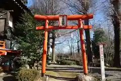 尾曳稲荷神社の鳥居