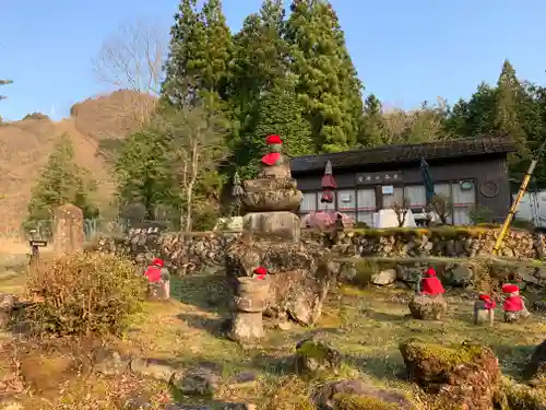 慈雲寺（並び地蔵　化け地蔵）のその他建物