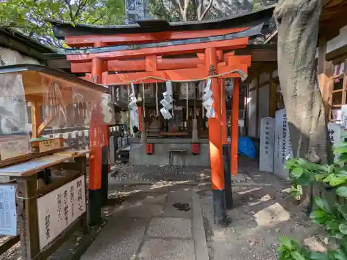 若一神社の末社