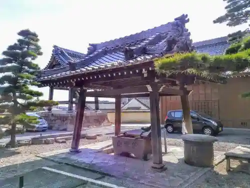 無量壽寺の手水舎