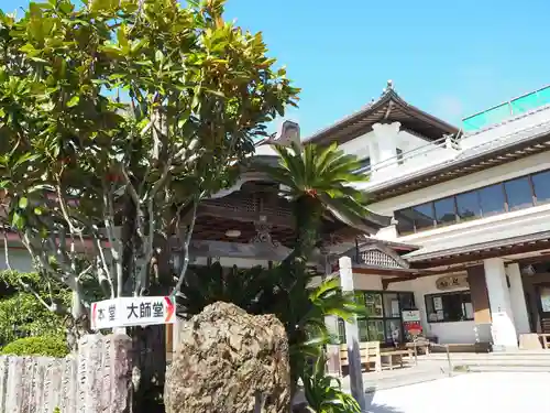 津照寺の建物その他