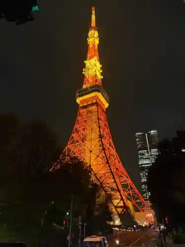 タワー大神宮の{uncategorized: "未分類", other: "その他", undefined: "問題あり", building: "その他建物", grave: "お墓", sacred_gate: "鳥居", guardian: "狛犬", statue: "像", buddha: "仏像", history: "歴史", nature: "自然", garden: "庭園", animal: "動物", pagoda: "塔", temizu: "手水舎", mountain_gate: "山門・神門", sanctuary: "本殿・本堂", subordinate: "末社・摂社", art: "芸術", scenery: "景色", jizo: "地蔵", ema: "絵馬", goshuin: "御朱印", omikuji: "おみくじ", items: "授与品その他", amulet: "お守り", goshuincho: "御朱印帳", eats: "食事", festival: "お祭り", votive_dance: "神楽", shichigosan: "七五三参", wedding: "結婚式", experience: "体験その他", initially: "初詣", around: "周辺", anti_infection: "感染症対策"}