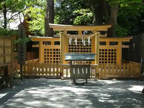 伊勢山皇大神宮の末社