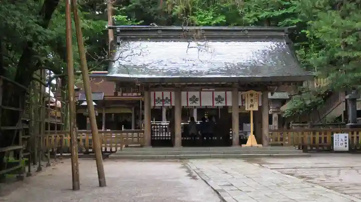 諏訪大社の本殿・本堂