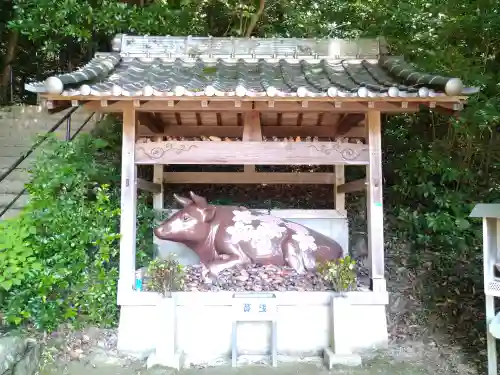 田倉牛神社の狛犬