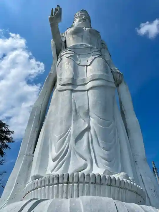 韮崎平和観音(山梨県)